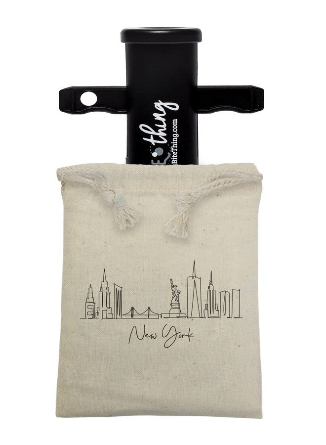 بج بايت ثينج مجموعة أدوات شفط لدغات الحشرات وحقيبة سفر من نيويورك، عبوة واحدة، أسود - Image 1